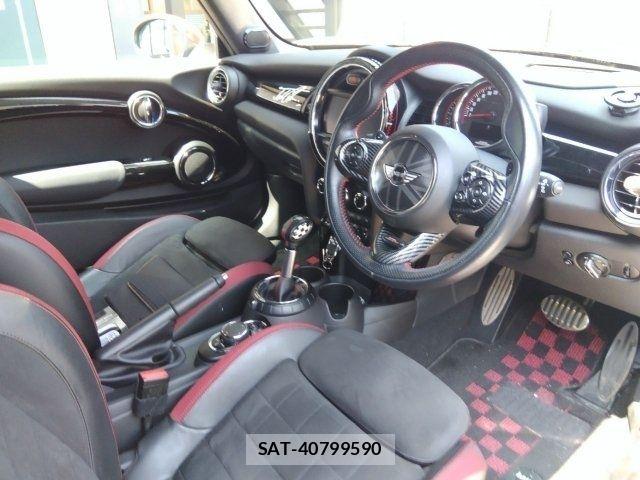 Bmw MINI 2017-01 8740915-1