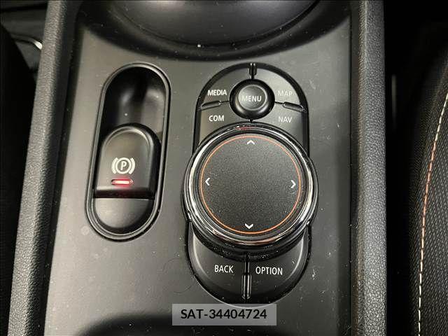 Bmw MINI 2019-02 8740916-21