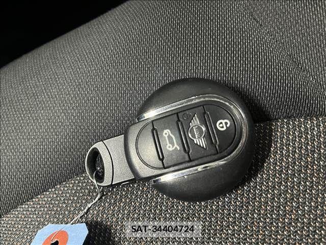 Bmw MINI 2019-02 8740916-23