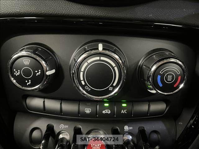 Bmw MINI 2019-02 8740916-24