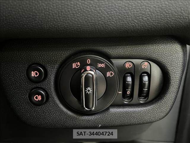Bmw MINI 2019-02 8740916-26