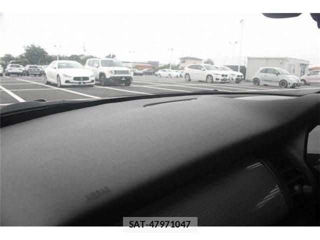 Bmw MINI 2019-10 8828053-27
