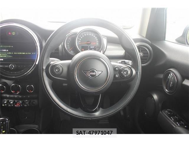 Bmw MINI 2019-10 8828053-28