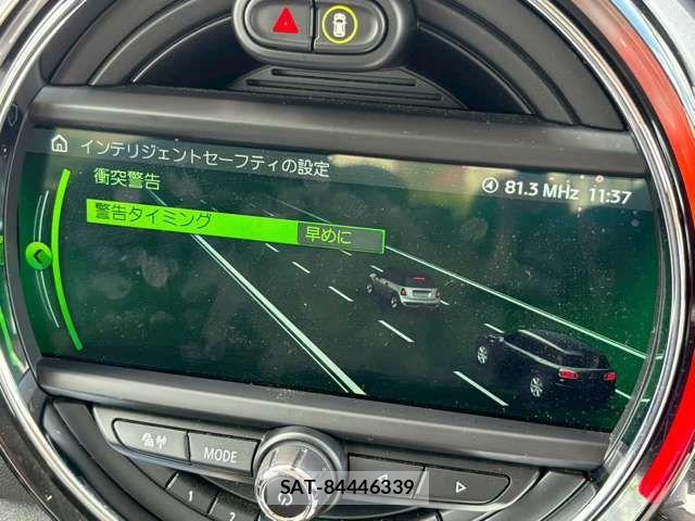 Bmw MINI 2018-08 7215382-5