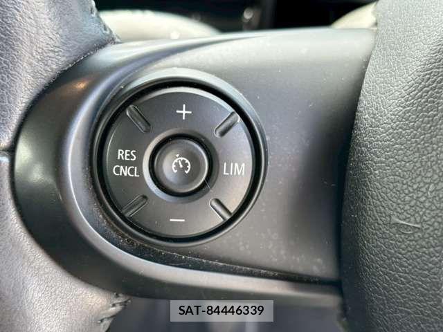 Bmw MINI 2018-08 7215382-7