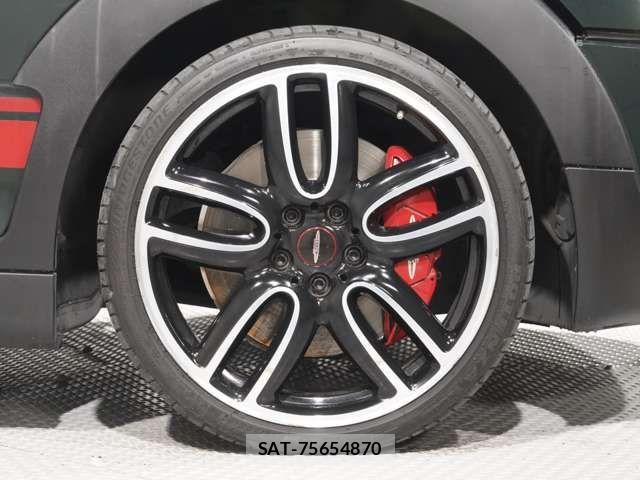 Bmw MINI CLUBMAN 2019-02 5860669-10