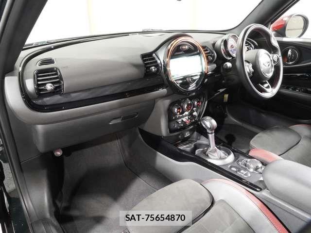 Bmw MINI CLUBMAN 2019-02 5860669-14