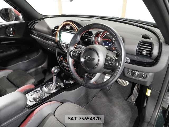 Bmw MINI CLUBMAN 2019-02 5860669-15