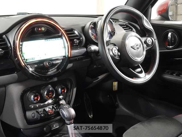 Bmw MINI CLUBMAN 2019-02 5860669-17