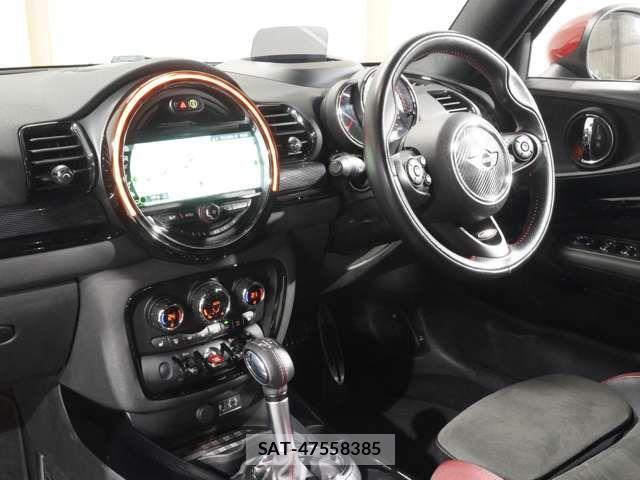 Bmw MINI CLUBMAN 2017-04 5860668-17