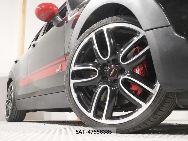 Bmw MINI CLUBMAN 2017-04 5860668-19