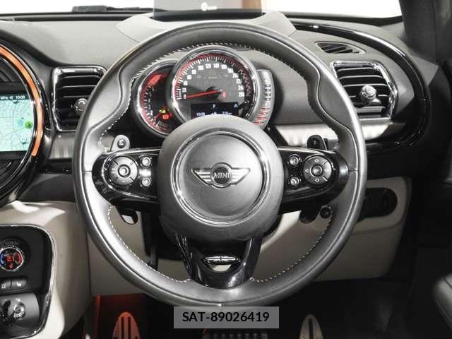 Bmw MINI CLUBMAN 2017-06 6007475-16
