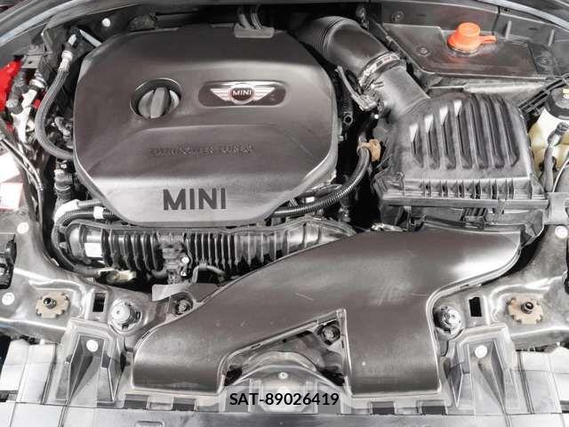 Bmw MINI CLUBMAN 2017-06 6007475-6