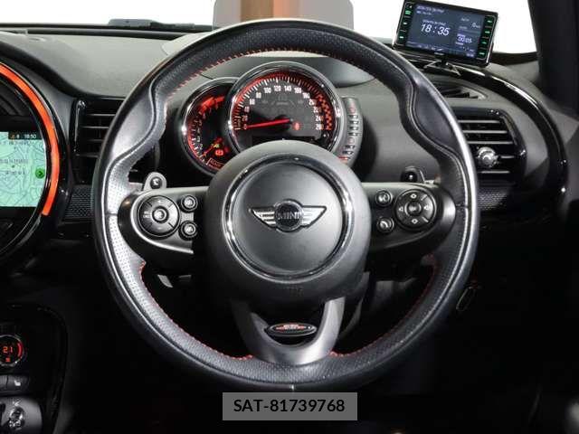 Bmw MINI CLUBMAN 2017-04 6610818-16