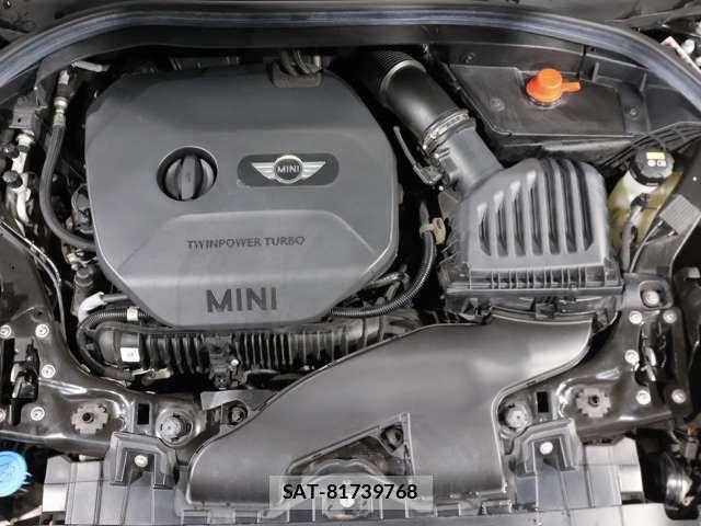 Bmw MINI CLUBMAN 2017-04 6610818-6
