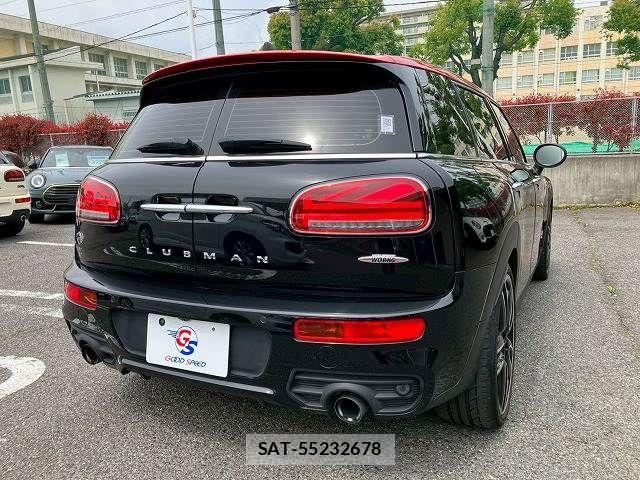 Bmw MINI CLUBMAN 2018-05 6670549-12