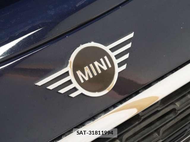 Bmw MINI CLUBMAN 2019-05 7325966-21