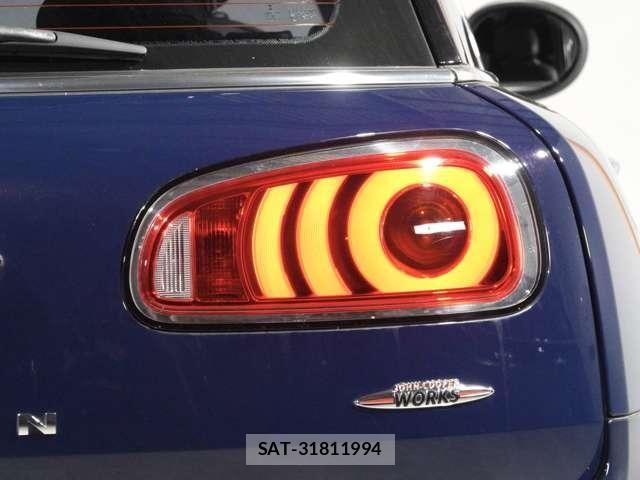Bmw MINI CLUBMAN 2019-05 7325966-27