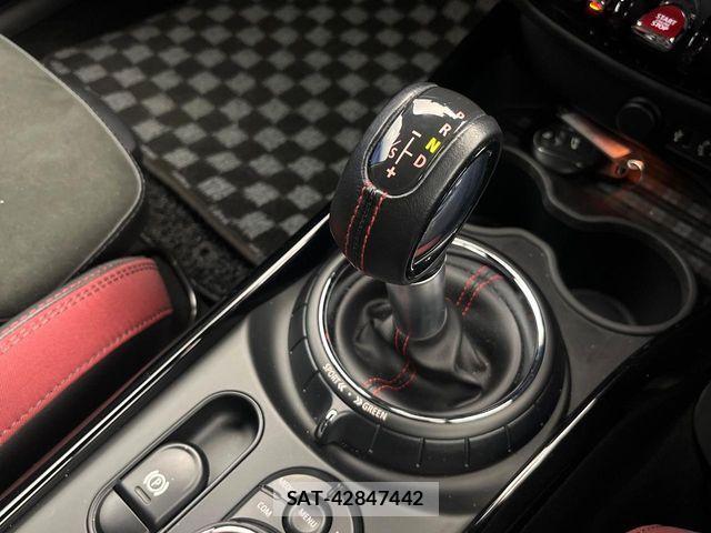 Bmw MINI CLUBMAN 2017-08 7782984-11