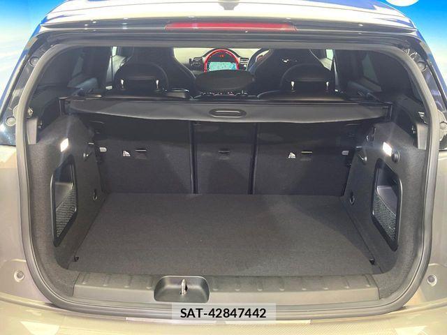 Bmw MINI CLUBMAN 2017-08 7782984-12
