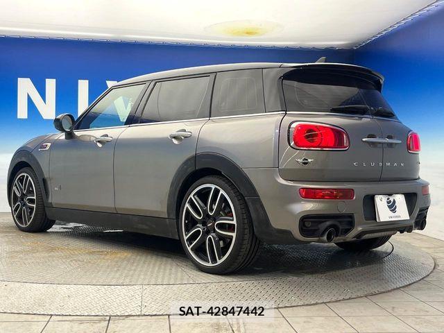 Bmw MINI CLUBMAN 2017-08 7782984-18