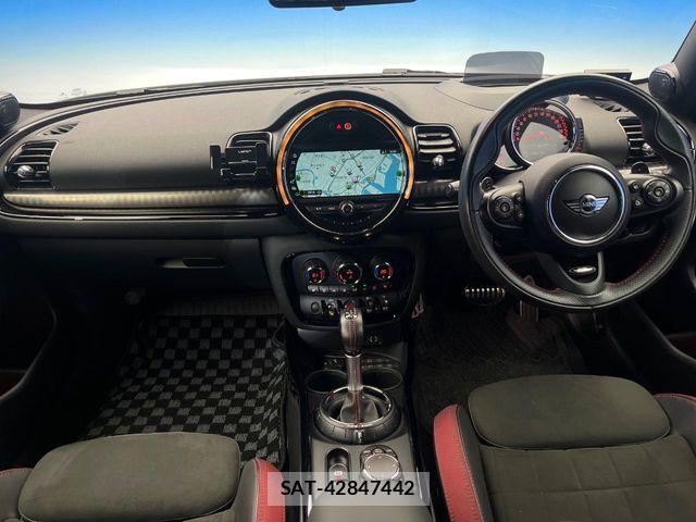 Bmw MINI CLUBMAN 2017-08 7782984-1