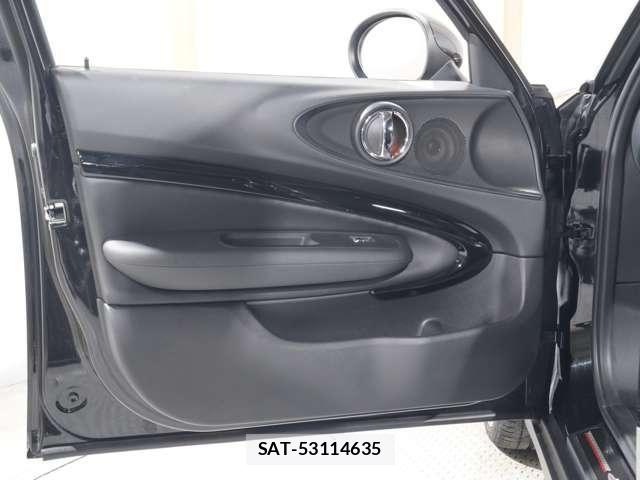 Bmw MINI CLUBMAN 2018-03 8098284-11