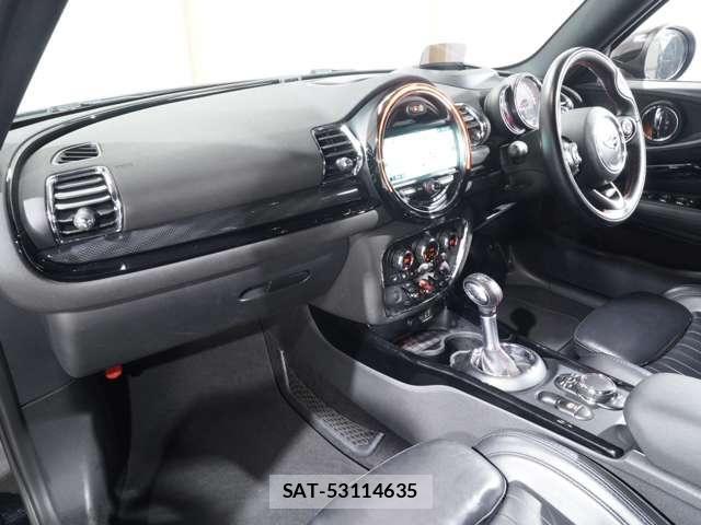 Bmw MINI CLUBMAN 2018-03 8098284-12
