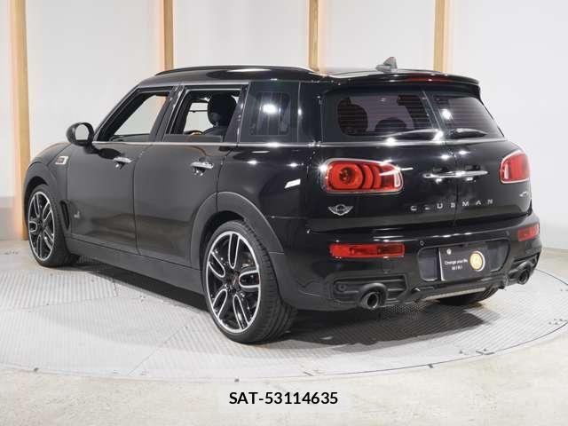 Bmw MINI CLUBMAN 2018-03 8098284-1