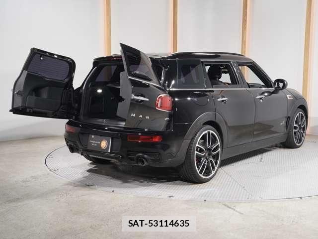 Bmw MINI CLUBMAN 2018-03 8098284-27