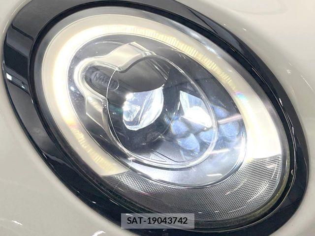 Bmw MINI CLUBMAN 2018-01 8313372-14