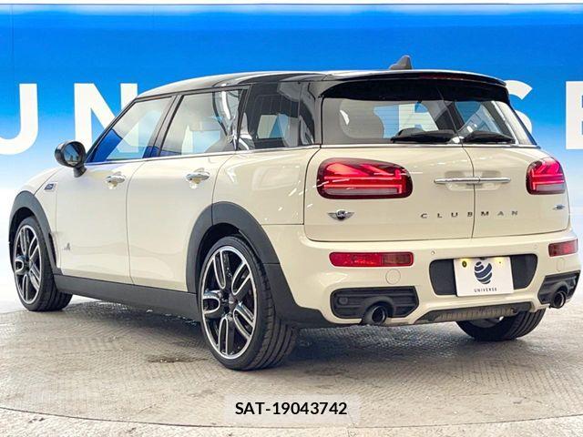 Bmw MINI CLUBMAN 2018-01 8313372-19