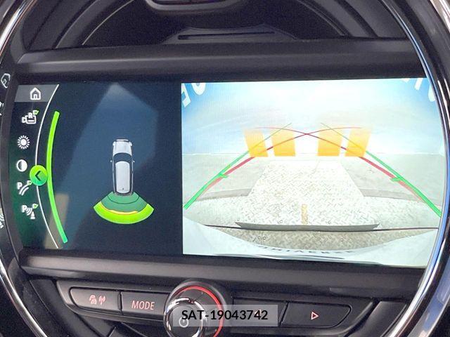 Bmw MINI CLUBMAN 2018-01 8313372-7