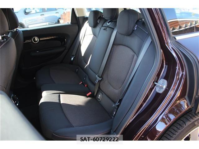 Bmw MINI CLUBMAN 2018-03 8335086-15