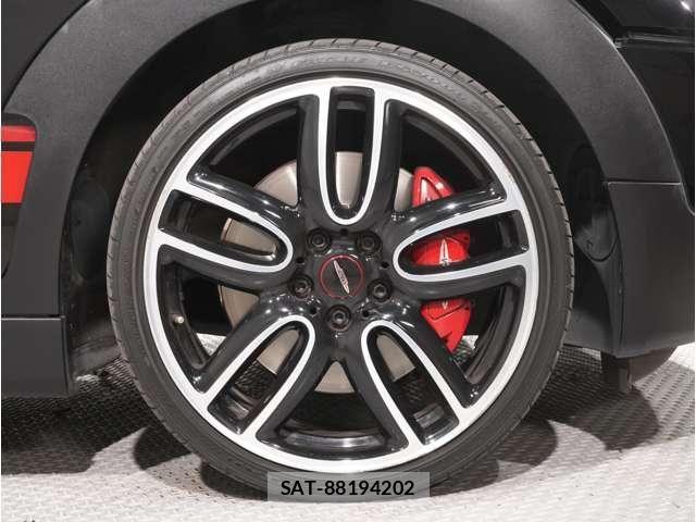 Bmw MINI CLUBMAN 2019-06 8523785-8