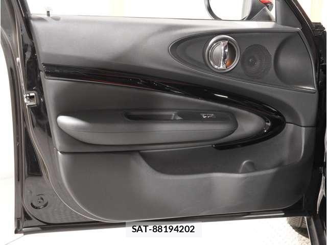 Bmw MINI CLUBMAN 2019-06 8523785-11