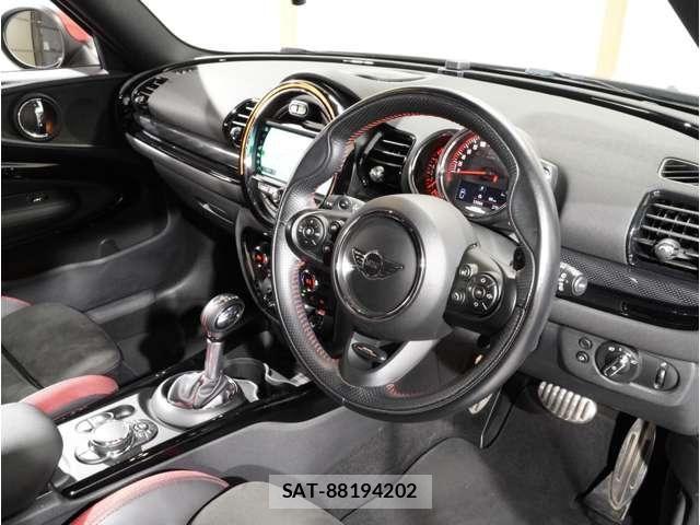 Bmw MINI CLUBMAN 2019-06 8523785-13