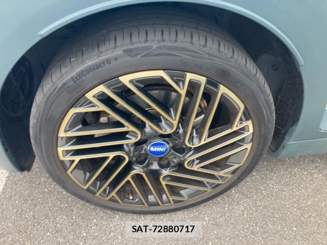 Bmw MINI CLUBMAN 2022-10 8848355-7