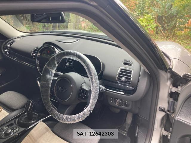 Bmw MINI CLUBMAN 2023-08 8878880-10