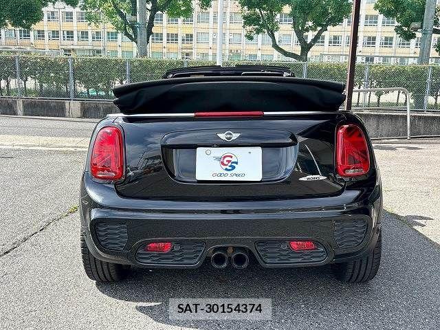 Bmw MINI 2017-10 8073070-13