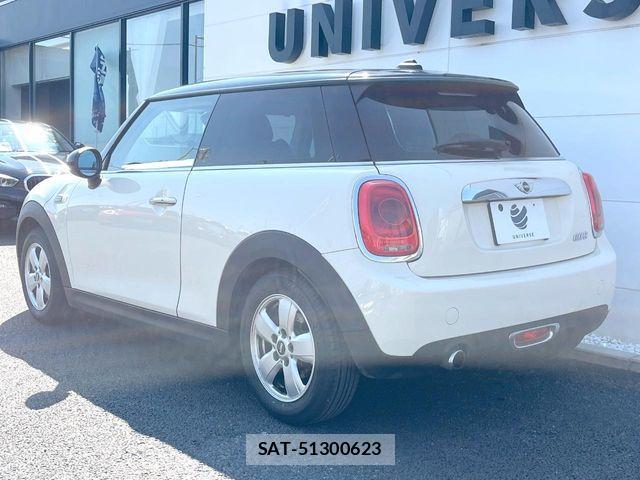 Bmw MINI 2018-04 4587842-16