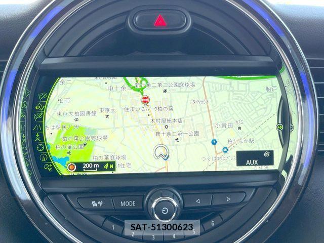 Bmw MINI 2018-04 4587842-3
