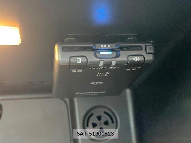 Bmw MINI 2018-04 4587842-5