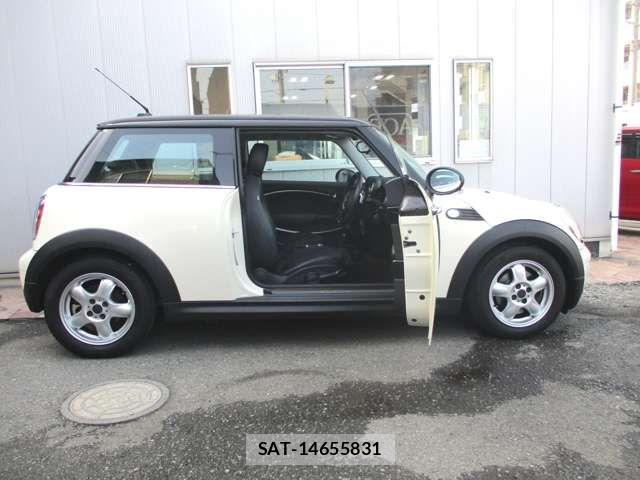 Bmw MINI 2009-06 6610821-9