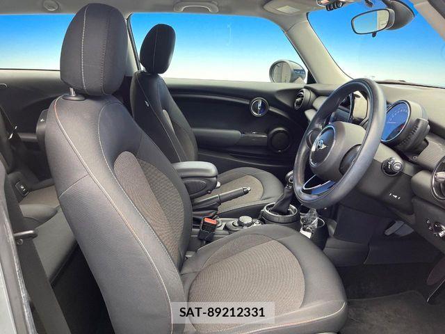 Bmw MINI 2015-06 7357000-8