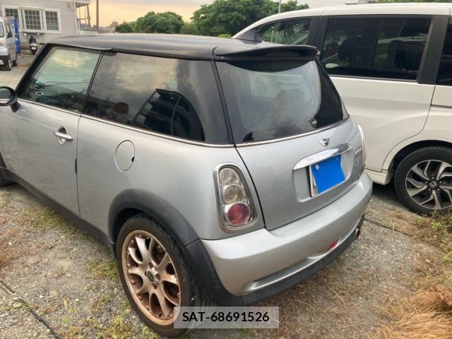 Bmw MINI 2005-03 7561889-9