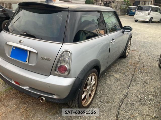 Bmw MINI 2005-03 7561889-8