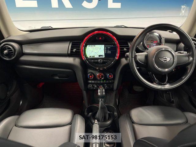 Bmw MINI 2018-03 8073073-1