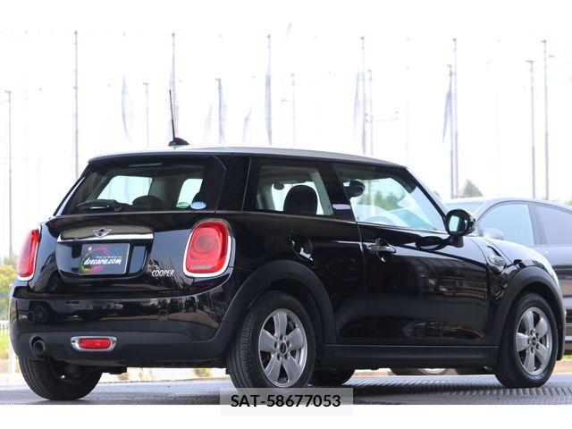 Bmw MINI 2016-02 8206618-9