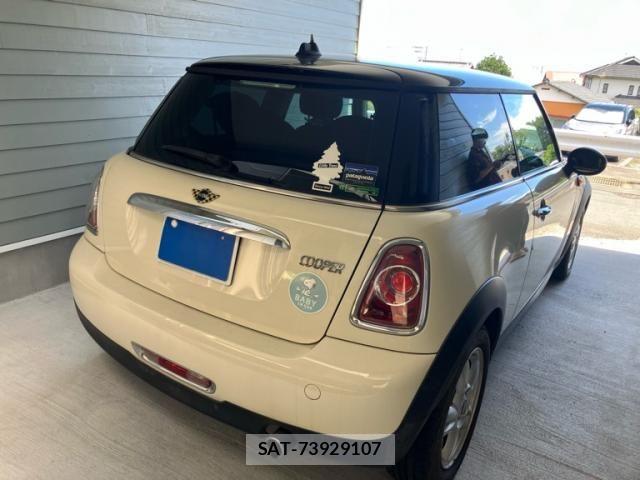 Bmw MINI 2012-02 8411423-1